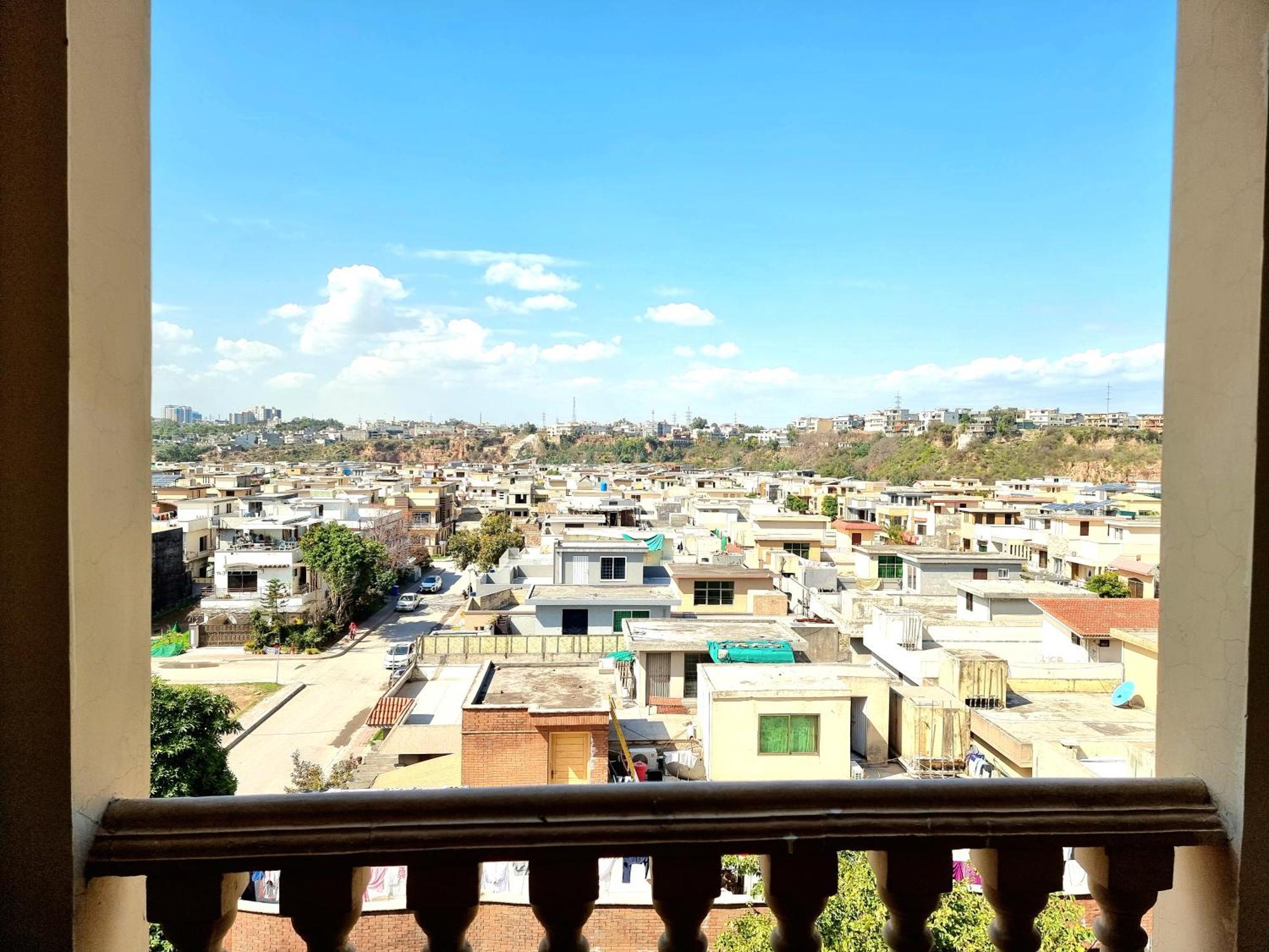 Executive 3 Bedrooms Apartment In Bahria Town Rawalpindi Buitenkant foto