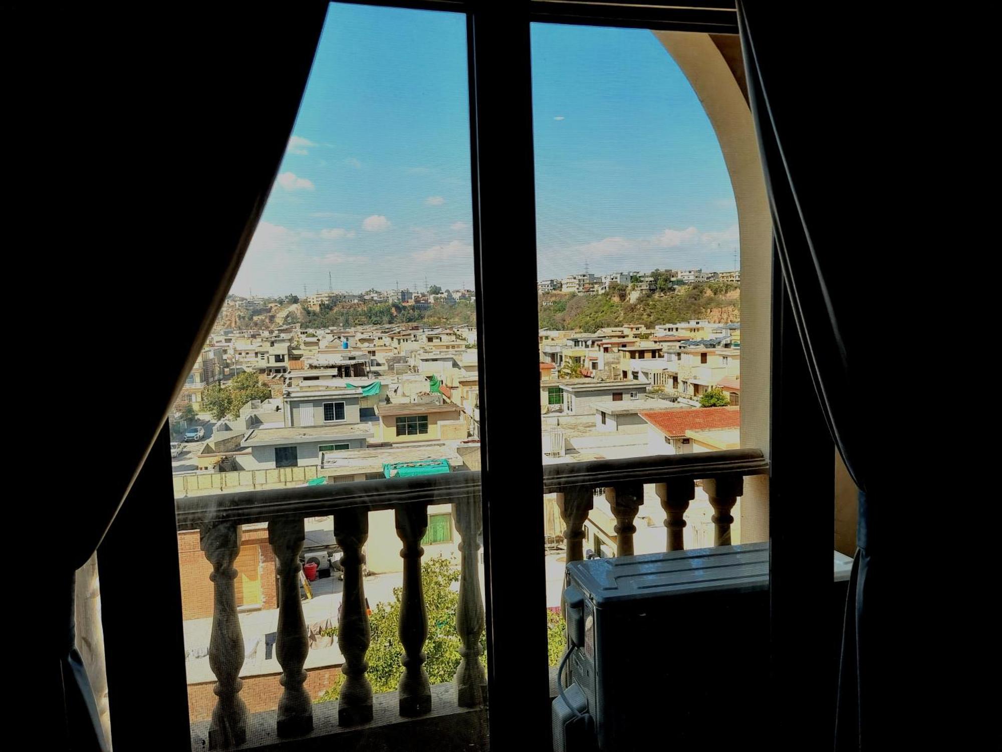 Executive 3 Bedrooms Apartment In Bahria Town Rawalpindi Buitenkant foto